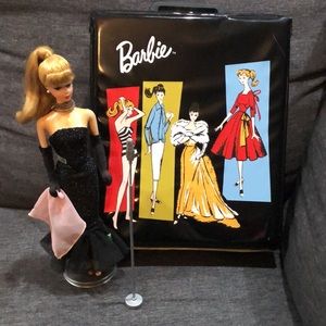 Barbie Solo in the Spotlight & Vinyl carrying case